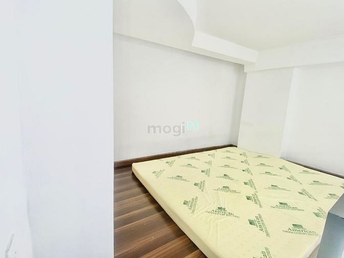 Hình ảnh Gác Bancon - Full NT - Giá 5trx - Gần KCX Tân Thuận, cách Q4 chỉ 7P