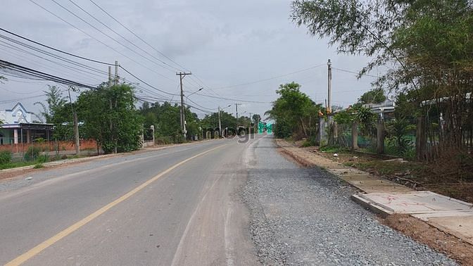 Hình ảnh Cần bán đất thổ cư mặt tiền đường Hùng Vương, Nhơn Trạch