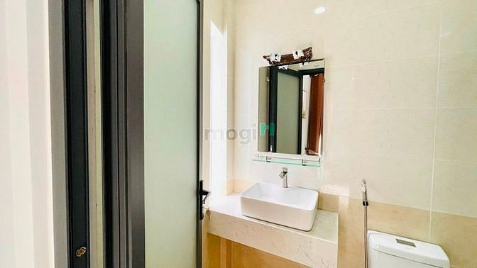 Hình ảnh Cho Thuê Phòng Đẹp Ban Công BTh ngay Phan Đăng Lưu - Phan Xích Long