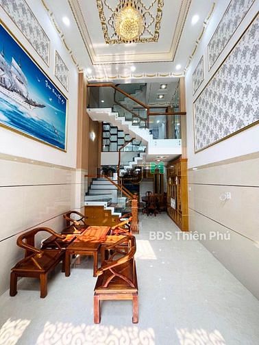 Hình ảnh Bán gấp nhà Âu Cơ, Tân Bình 1tỷ835 66m2 shr hẻm xh