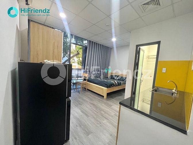 Hình ảnh 1PN kính trong suốt ngay sát Ngã Tư 4 xã