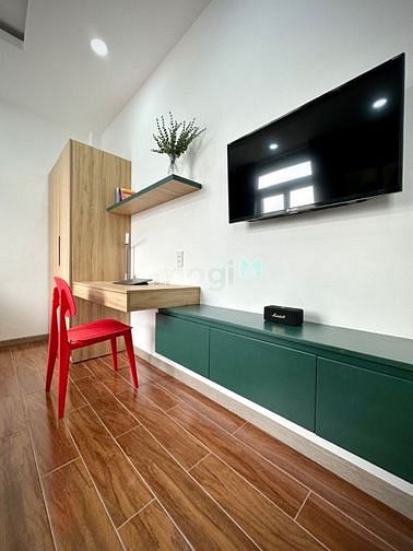 Hình ảnh Căn Hộ Cho Thuê Quận 10 - Có Ban Công - NT Mới 100% - Máy Giặc Riêng
