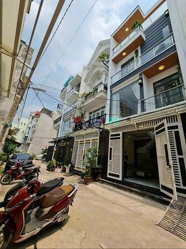 Hình ảnh NH thang lý nhà Đỗ Quang Đẩu Q1 chỉ còn 1,663tỷ, 53m2
