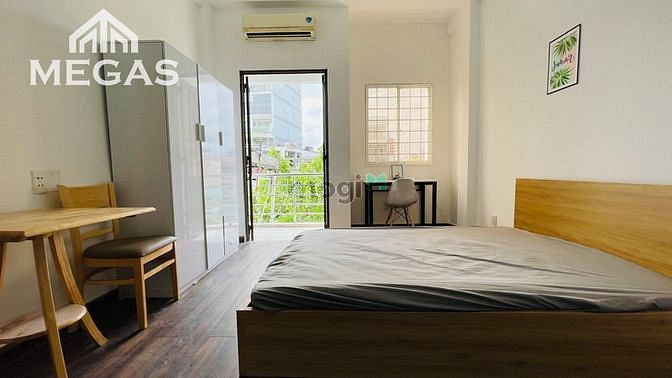 Hình ảnh Căn Hộ Quận 10 - Có Ban Công - Full Nội Thất - Gần Vạn Hạnh Mall