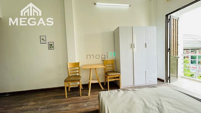 Hình ảnh Căn Hộ Quận 10 - Có Ban Công - Full Nội Thất - Gần Vạn Hạnh Mall