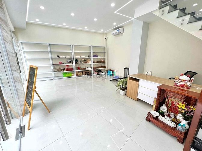 Hình ảnh Cho thuê nhà mặt tiền Rạch Bùng Binh, Phường 10, Quận 3