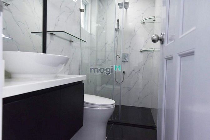 Hình ảnh Căn Hộ Full Nội Thất _Ban Công _ Máy Giặt Riêng Tại Quận 3