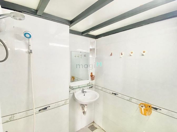 Hình ảnh Duplex có ban công FULL NỘI THẤT rộng rãi tháng mát gần KCX Tân Thuận