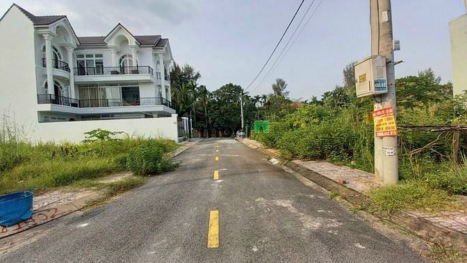 Hình ảnh Bán Lô Đất 84m2 Đường Trường Lưu Ngay Chợ Long Trường