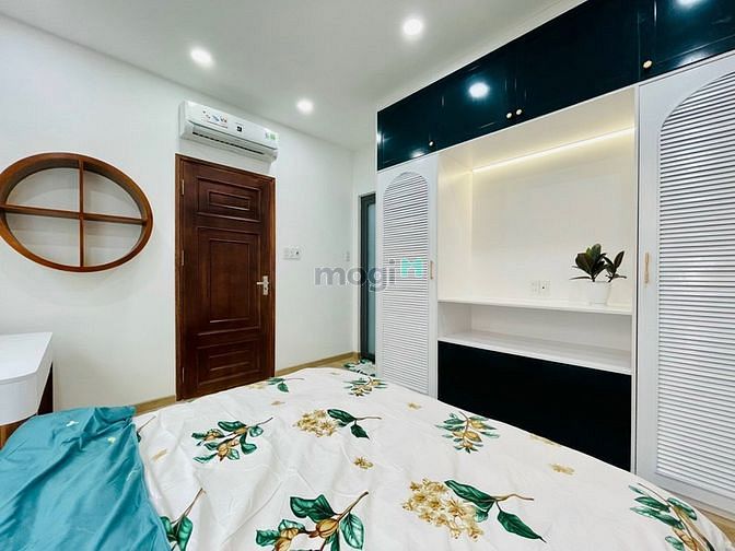 Hình ảnh Bán Siêu Phẩm Mới , Có Thang Máy CN 70.5 M2 Hẻm 6 M Khu Dân Trí