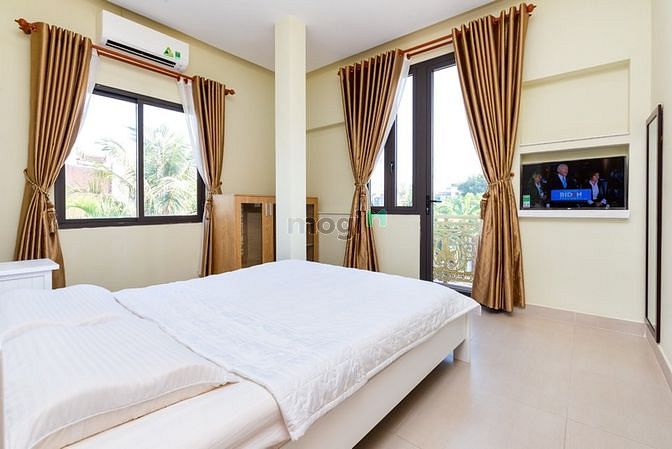 Hình ảnh Cho Thuê 2 phòng ngủ ,phòng khách siêu Rộngcó BaN CÔNG, VIEW ĐẸP