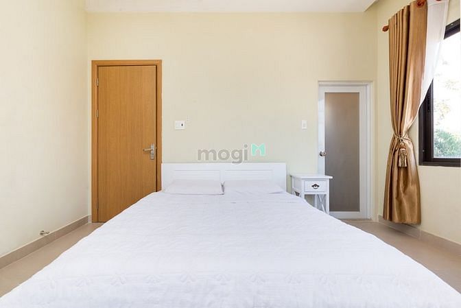 Hình ảnh Cho Thuê 2 phòng ngủ ,phòng khách siêu Rộngcó BaN CÔNG, VIEW ĐẸP
