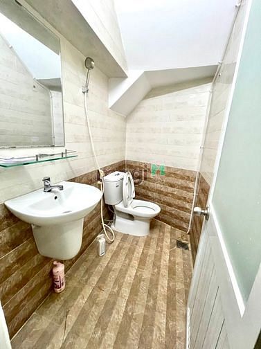 Hình ảnh Duplex full nội thất gác cao ngay Tôn Thất Thuyết Quận 4