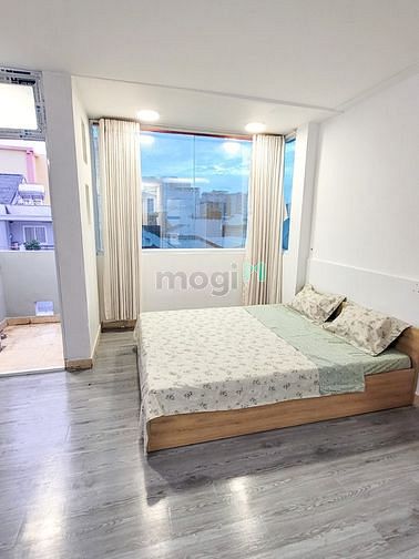 Hình ảnh Căn Hộ cửa sổ ban công ngay ngã tư Phú Nhuận