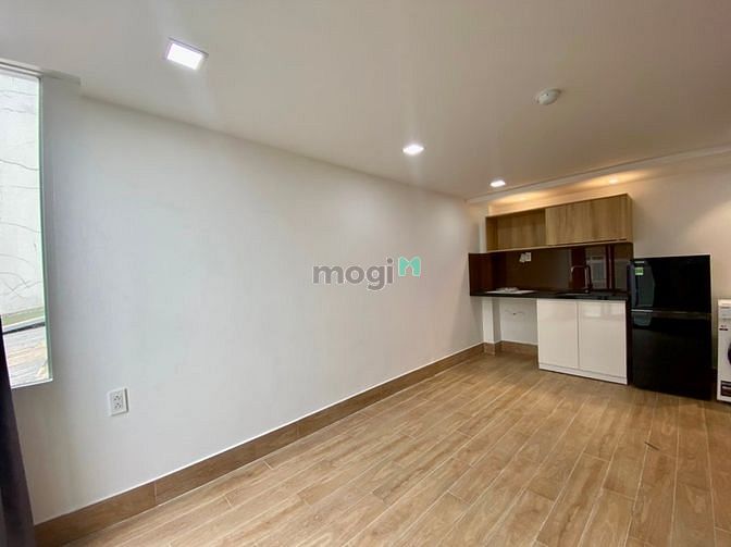 Hình ảnh STUDIO full nội thất - ban công, cửa sổ y hình ( CÁCH NGÃ TƯ TĐ 500m)