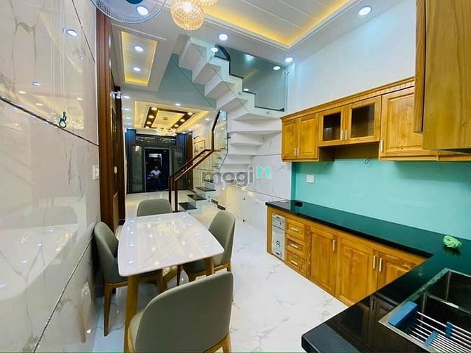 Hình ảnh Bán nhà ngay chợ Bà Chiểu  - Bình Thạnh 50m2 1 tỷ804