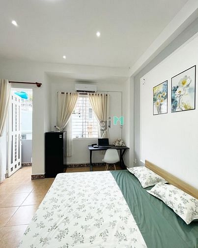 Hình ảnh CHDV Ban Công 30m2 - Hoàng Văn Thụ - Phú Nhuận