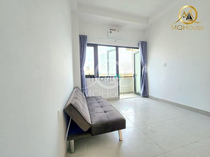 Hình ảnh Duplex ban công - Studio Cửa sổ Lớn