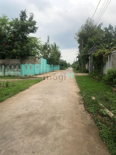 Hình ảnh Bán lô đất giá mềm đẹp 1 sẹc đường Hùng Vương - Nhơn Trạch