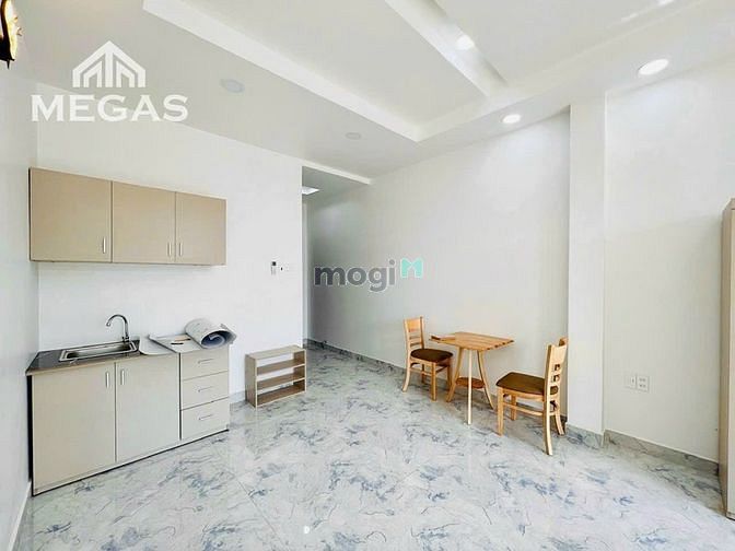 Hình ảnh CHDV V.I.P full nội thất 40m2, ban công lớn giá rẻ