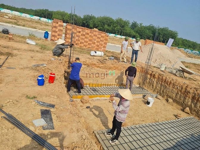 Hình ảnh Đất cạnh KCN VSIP II Bình Dương, DT 70m2, tc full, cất nhà được ngay