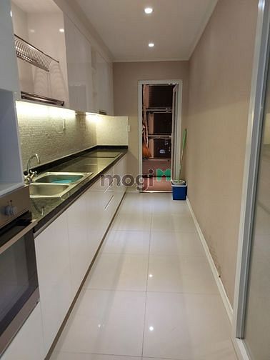 Hình ảnh Cho thuê CH Phúc Yên 1, 122m2, 3pn, 2wc, full NT. Giá Thật: 12 tr/th