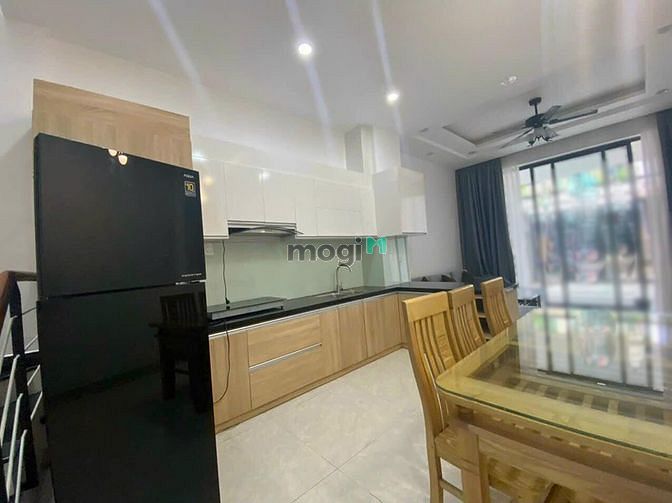 Hình ảnh Cho thuê nhà 5PN full NT Sơn Trà gần biển đầy đủ nội thất