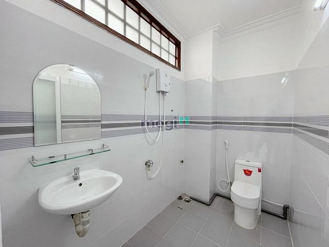 Hình ảnh Cho Thuê Căn Hộ Balcony 40m2 Hoàng Sa Quận 1