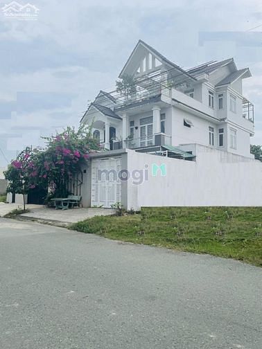 Hình ảnh Thanh lý gấp lô đất kdc Quận 12, giá2tỷ7 ,dt100m2, sổ hồng riêng