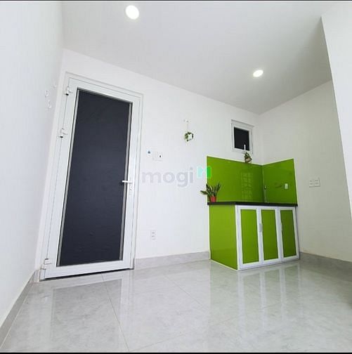 Hình ảnh Phòng  trọ  cửa sổ thoáng mát có  máy lạnh