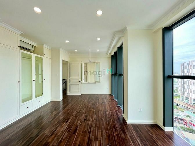 Hình ảnh Cho thuê Duplex Penthouse Dlusso 5PN-5WC siêu đẹp 175m2, giá 35tr