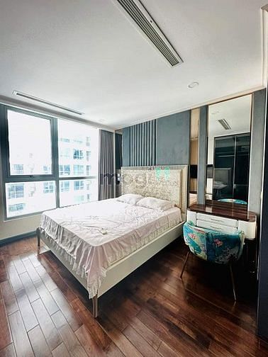 Hình ảnh LY HÔN cần BÁN GẤP căn metropolis 2 tỷ 100 (80m2, 2pn, 2 wc)