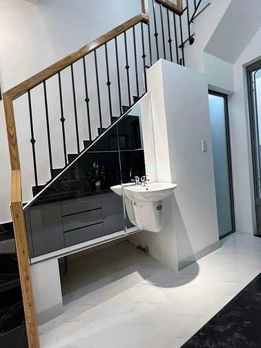 Hình ảnh KẸT TIỀN BÁN GẤP nhà Xóm Chiếu Q4 64m2 SHR, HXH