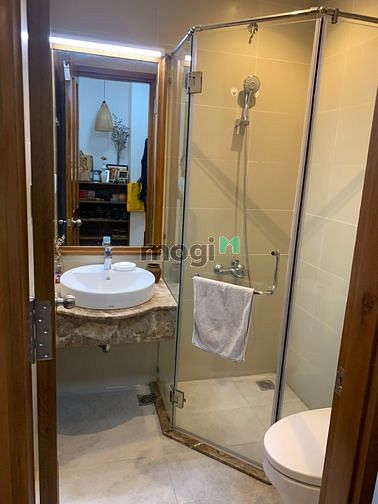 Hình ảnh Cho thuê CH Sky Center Tân Bình 2PN 2WC 75m2 full nội thất giá 16 trệu