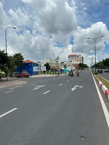 Hình ảnh Đất nền giá 2.3 tỷ/nền mặt tiền Lê Văn Việt, Tăng Nhơn Phú A, Quận 9 đ