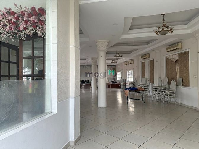Hình ảnh Cho thuê nhà mặt phố quận 12 gấp gấp gấp