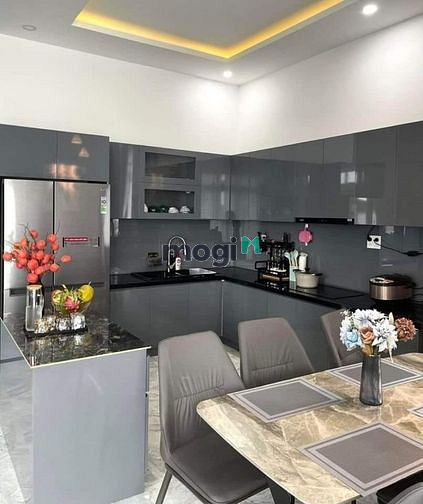 Hình ảnh Thua bài cần bán nhà Đ. Lưu Hữu Phước,Q.8, 2.123 tỷ, 61m2, SHR