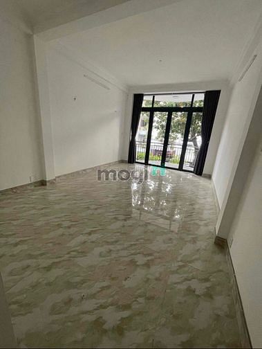 Hình ảnh Cho thuê nhà mt đường D5, phường 25, Bình Thạnh