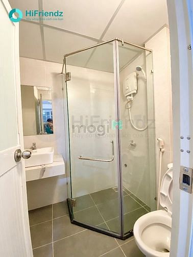 Hình ảnh Căn Studio Full nội thất + Có sân phơi riêng ngay Giếng trời
