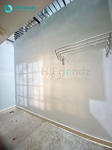 Hình ảnh Căn Studio Full nội thất + Có sân phơi riêng ngay Giếng trời