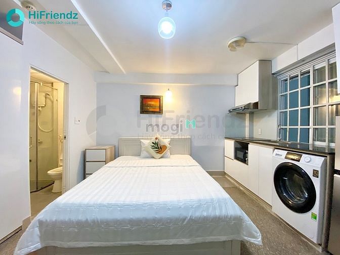 Hình ảnh Căn Studio Full nội thất + Có sân phơi riêng ngay Giếng trời