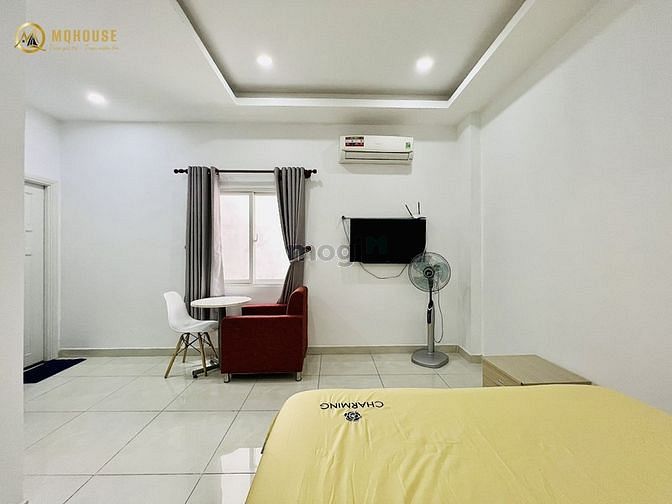 Hình ảnh Studio cửa sổ full nội thất gần ngã tư Phú Nhuận