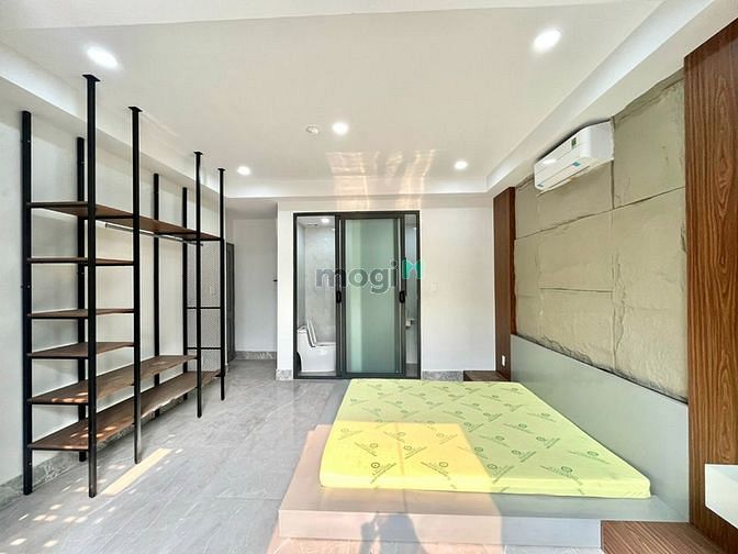 Hình ảnh Căn Hộ Full Kính- Full Nội Thất Ngay Hà Huy Giáp- Thạnh lộc