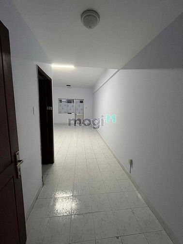 Hình ảnh Mb6623 nạp rút nhanh chóng chung cư Vạn Đô , đường Bến Vân Đồn, P1 Q4 ,100m2, 3PN 2WC.