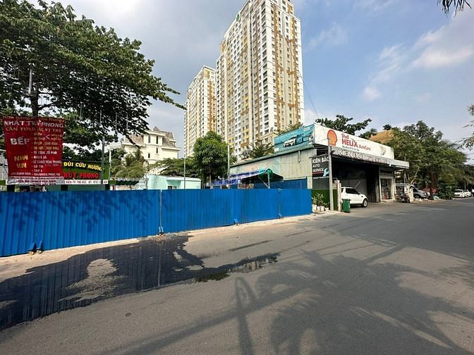 Hình ảnh Bán đất Nguyễn Văn Hưởng, Thảo Điền, DT 16m*20m, DTCN 320m2, 140tr/m2.