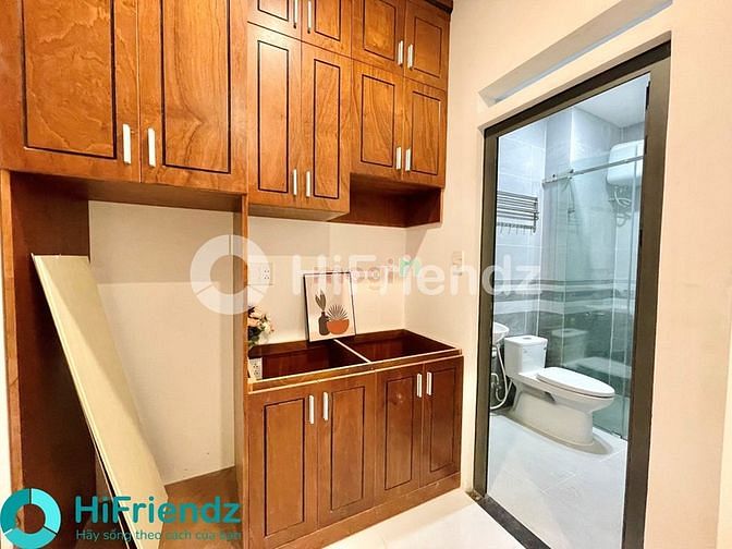 Hình ảnh Studio Ban Công Nội Thất Gỗ Sang Trọng Tại Khu Sân Bay Tân Bình