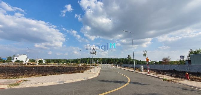 Hình ảnh Bán đất đường 970, P. Phú Hữu, Q9, DT 60m2, bao sang sổ, KDC đông đúc