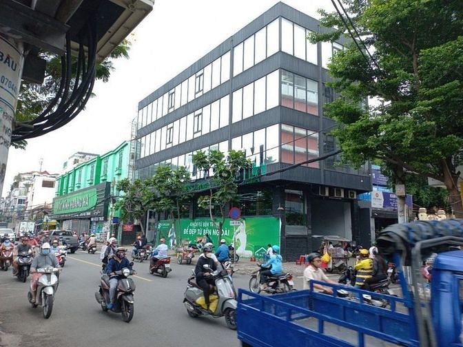 Hình ảnh Tòa building góc 2mt Đồng Đen, Tân Bình. Hđ thuê: 181 triệu/th