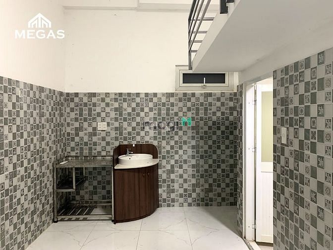 Hình ảnh Căn Hộ Gác Mới Xây Ngay GIGAMALL