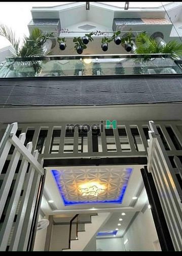 Hình ảnh Thua độ cần bán gấp nhà Đ. Xóm Chiếu, Q.4 73m2 2,838 tỷ, SHR